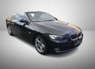 BMW Řada 3 Baureihe 3 Cabrio 325i Vollleder PDC hinten