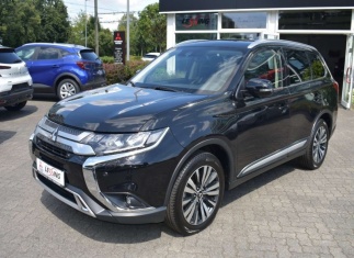 Mitsubishi Outlander TOP 2.0 MIVEC 4WD CVT, Leder schwarz