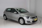 Volkswagen Golf 1.2 TSI Trendline AAC   PDC