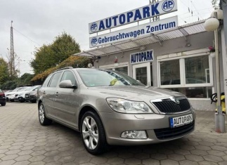 Škoda Octavia 1.8 TSI DSG Elegance Combi Navi Xenon SD