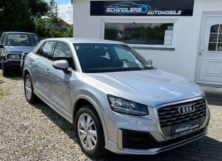 Audi Q2 30 TFSI Autom. S-line Navi LED MFL SHZ