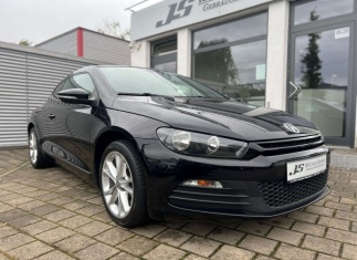 Volkswagen Scirocco 2.0 TSI 155 kW LEDER NAVI PANORAMADACH INDUVIDUAL