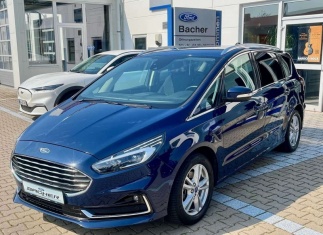 Ford S-MAX Hybrid 2.5 FHEV TITANIUM LED NAVI AHK