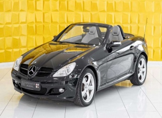 Mercedes-Benz SLK LIMITED EDITION 1 of 1.171 AIRSCARF