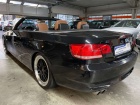 BMW Řada 3 Cabrio 325d LEDER XENON NAVI PDC 19´ZOLL TIEF