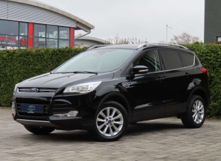 Ford Kuga Titanium 4x4  Aut. / Allrad / Teilleder