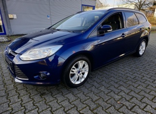 Ford Focus Trend Garagenfahrzeug 1.Hand TÜV NEU