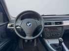 BMW Řada 3 i E90 Lim./1 HAND/SCHIEBEDACH/HU NEU/TOP GEPF