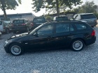 BMW Řada 3 Touring 318i/Automatik/PANORA/Leder/Sitzh./NAVI/