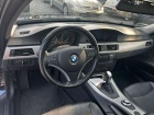 BMW Řada 3 Touring 318i/Automatik/PANORA/Leder/Sitzh./NAVI/