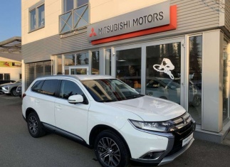 Mitsubishi Outlander Edition 100+ 2.2 DI-D 4WD Automatik