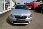 Škoda Octavia Combi 2,0 TDi Euro6, Navi, Teilleder, AHK, Style