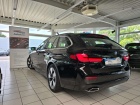 BMW Řada 5 d Touring Ambiente Live Cockpit DAB Radio