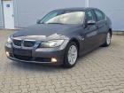 BMW Řada 3 i Lim. Aut. Glasdach/Xenon/Leder/wenig km!